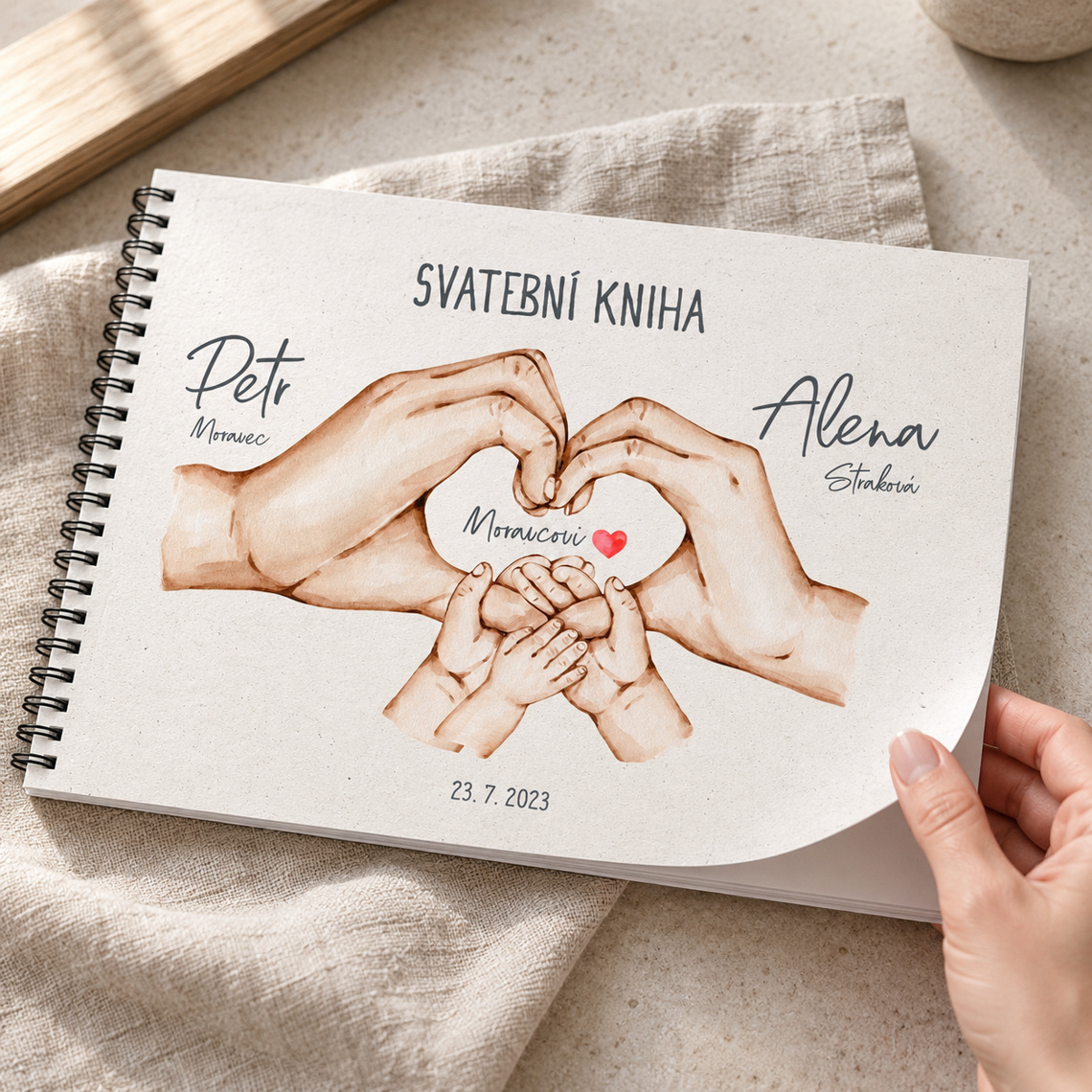 Svadobná kniha 286 – ukážka z kolekcie