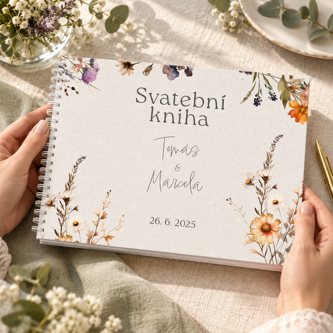 Svadobná kniha 336 – ukážka z kolekcie