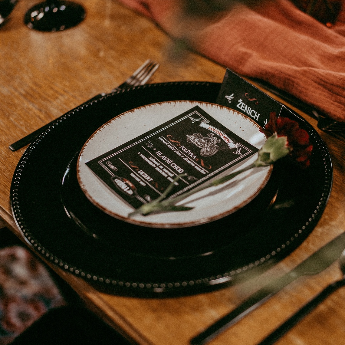 Svadobné menu 319 – ukážka z kolekcie